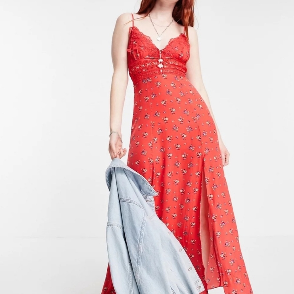 FREE PEOPLE Out & About Lace Trimmed
Ditsy Floral Maxi Dress Size XS